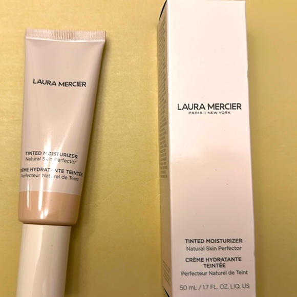 Laura Mercier Tinted Moisturizer Natural Skin Perfector (#1C0) 50ml - Picture 1 of 5